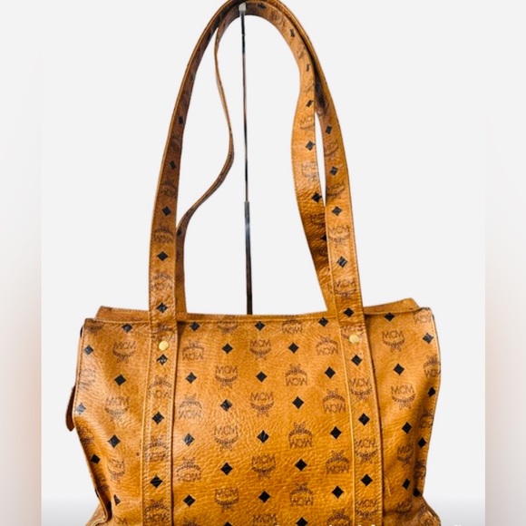 MCM Vintage Visetos SHOPPER  TOTE . Preowned excellent condition.$ today price!! - Picture 5 of 16